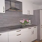 Διαμέρισμα Walzthoeni By Interhome *