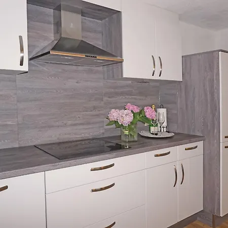 Lejlighed Walzthoeni By Interhome *